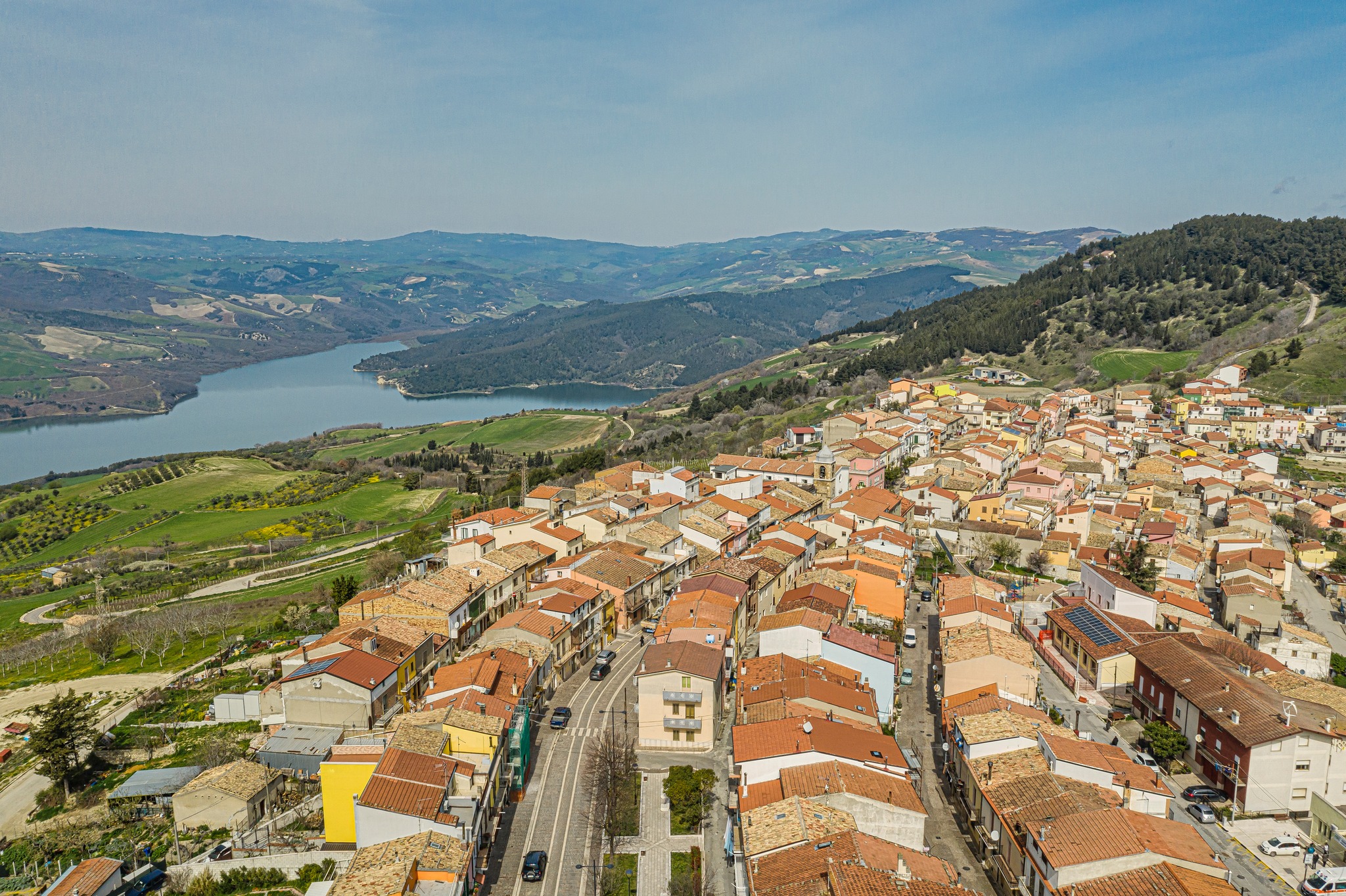 A Carlantino il 2026 inizia con un pranzo collettivo per gli ultra 75enni : nuovo anno nel segno della Comunità domenica 4 gennaio alle ore 13 presso la Scuola Colucci