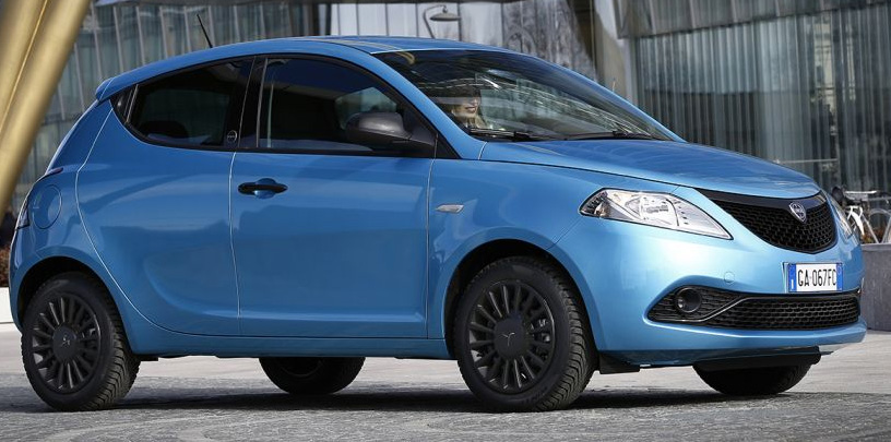 Mercato auto Italia a dicembre 2020 segna – 14,95 %; in provincia di Foggia immatricolate 381 vetture e prosegue la crescita delle ibride con la Fiat Panda, Toyota Yaris e Lancia Ypsilon
