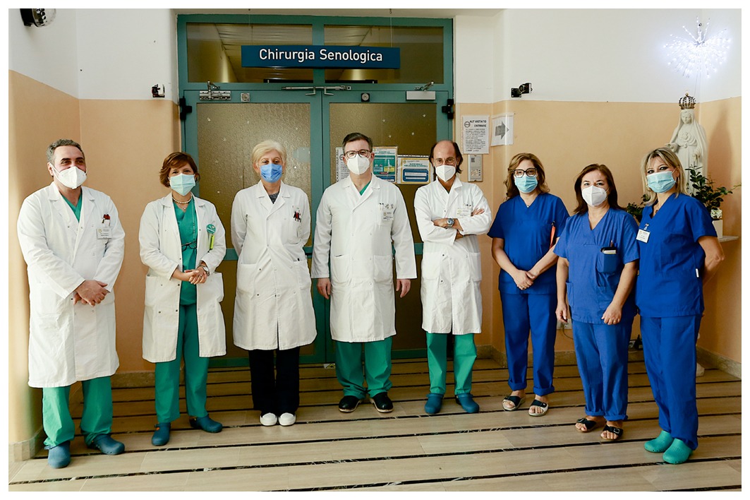 Due lembi muscolo cutanei dell’addome utilizzati a Casa Sollievo per ricostruire il seno dopo l’asportazione di un grosso tumore esteso all’esterno. L’intervento è durato dieci ore