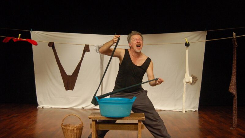 A Foggia il celebre spettacolo per famiglie L’Elefantino. Al Piccolo Teatro Impertinente il 10 e l’11 maggio 2025