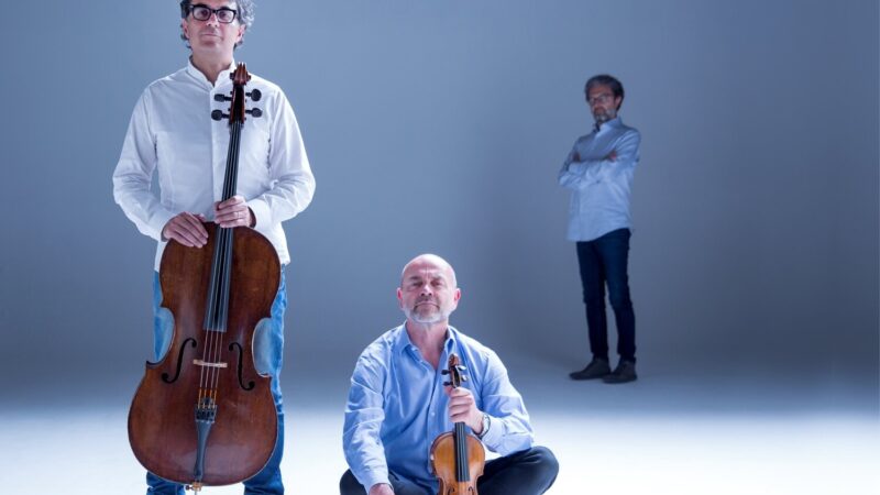 Riprendono i Concerti aperitivo di Suoni del Sud: domenica 6 ottobre 2024 musica e brindisi col Trio Metamorphosi