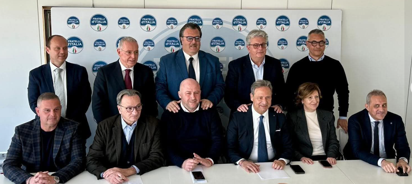 BUCO SANITÀ, FRATELLI D’ITALIA A DECARO: NO AD AUMENTO IRPEF, TASK FORCE TAGLI TUTTI GLI SPRECHI