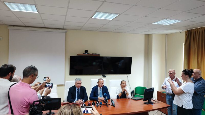 Foggia: dal Policlinico Riuniti e dall’Università un appello al rispetto degli operatori sanitari