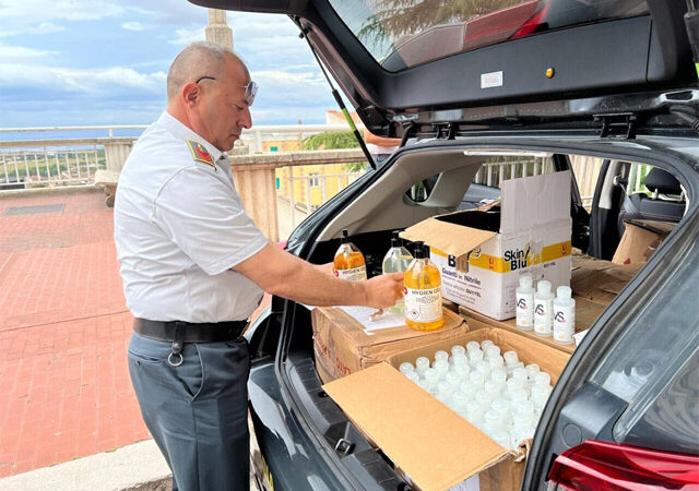 Ventimila litri di alcool etilico sono stati donati dalla Guardia di Finanza all’IRCCS Casa Sollievo della Sofferenza di San Giovanni Rotondo per la produzione di disinfettanti da utilizzare in ambito ospedaliero 