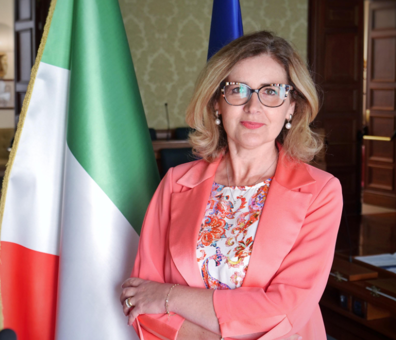 LA SENATRICE GISELLA NATURALE (M5S) ENTRA A FAR PARTE DELLA COMMISSIONE PARLAMENTARE DI INCHIESTA SULLE ATTIVITA’ ILLECITE CONNESSE AL CICLO DEI RIFIUTI