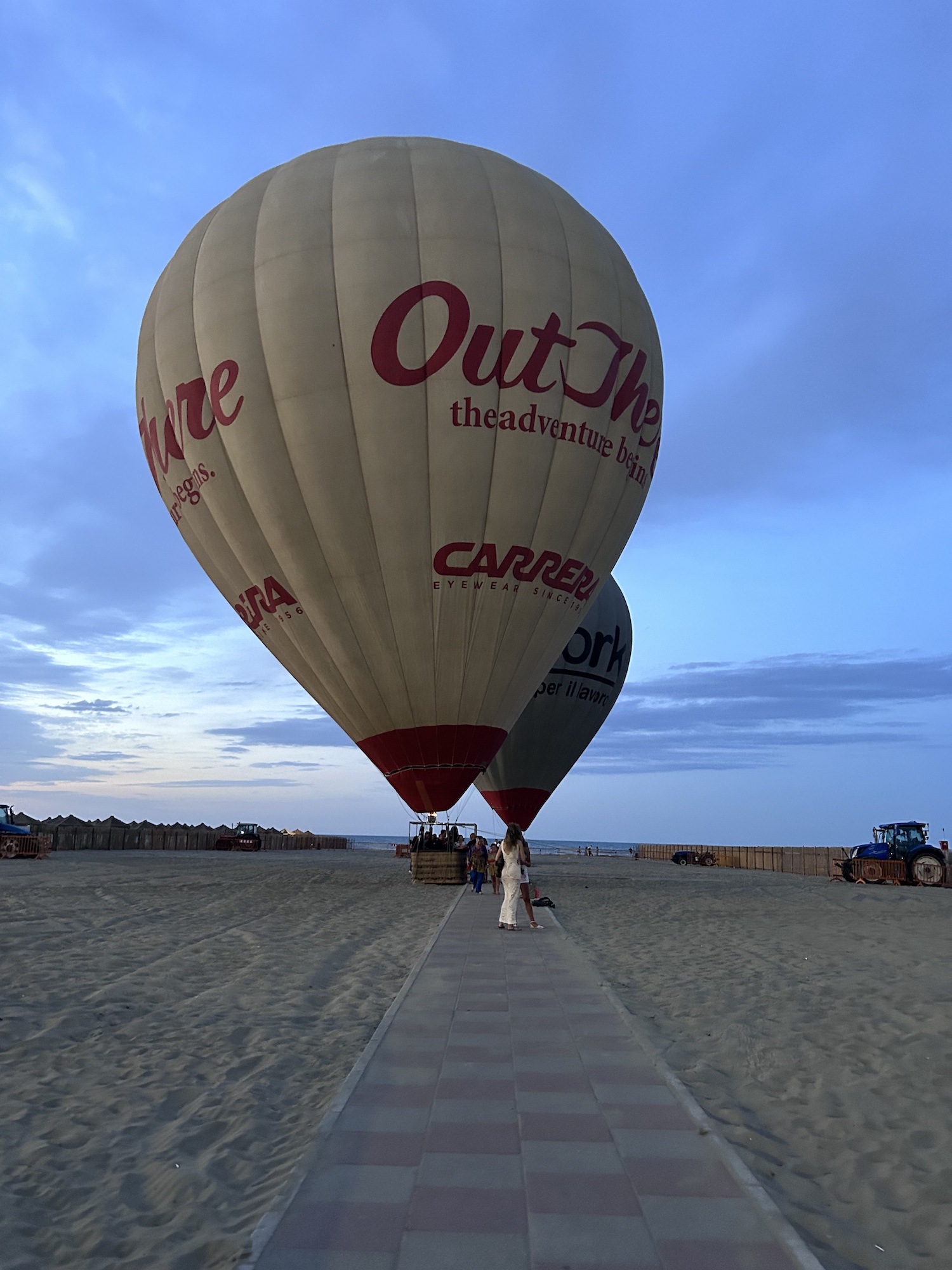 Cipolla in Festa: dal 26 al 29 giugno 2025 tornano le mongolfiere a Margherita di Savoia