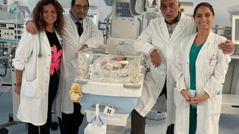 Eseguito al Policlinico Riuniti innovativo intervento chirurgico su neonata affetta da ernia diaframmatica congenita