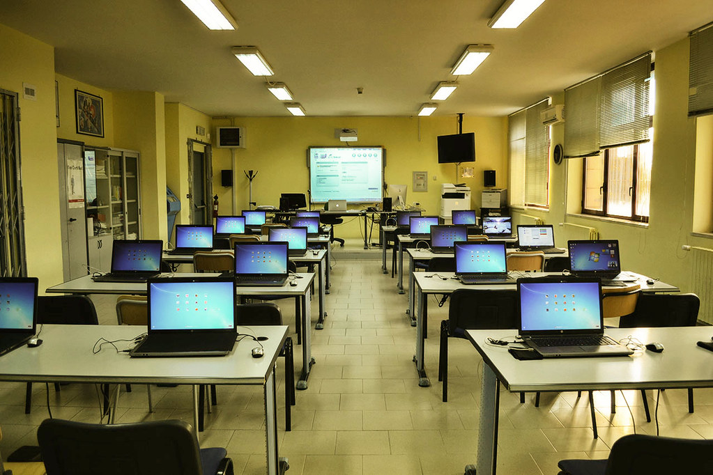 Scuole serali all’Istituto Tecnico Economico e Tecnologico Blaise Pascal di Foggia: attivato l’indirizzo di studio in informatica