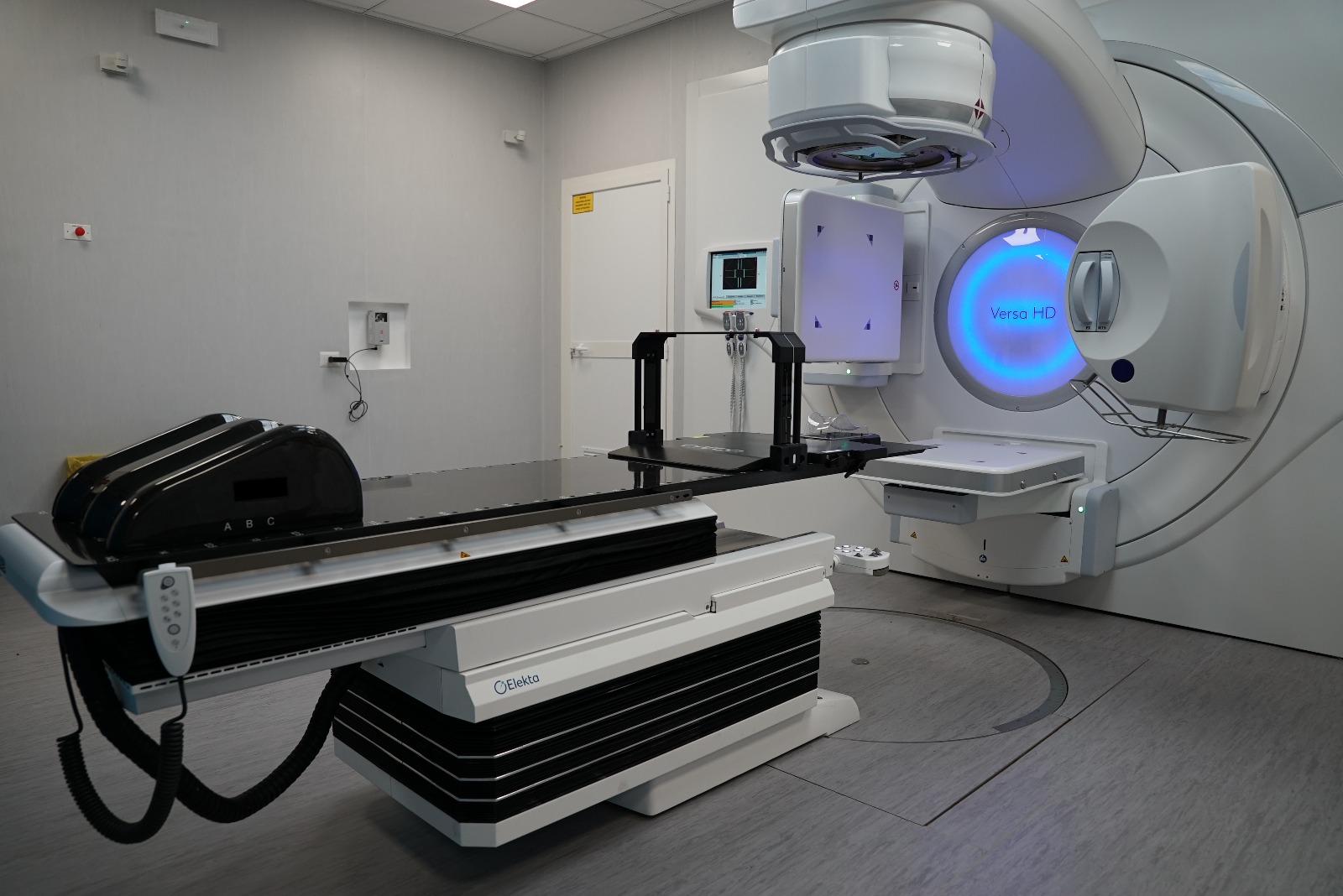 Inaugurato al Policlinico Riuniti di Foggia il nuovo acceleratore lineare della struttura di Radioterapia