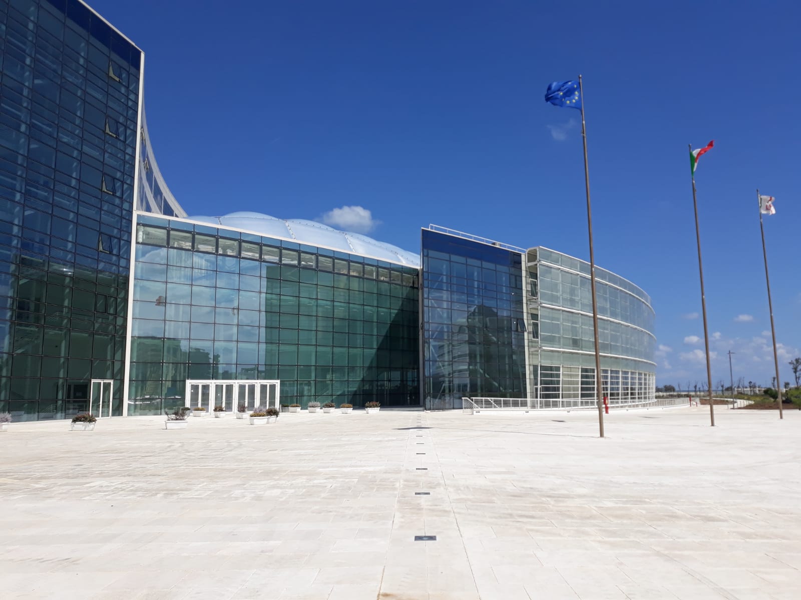 Elezioni europee, sei consiglieri regionali del centrosinistra contro l’assessore Di Gioia  che vota Lega